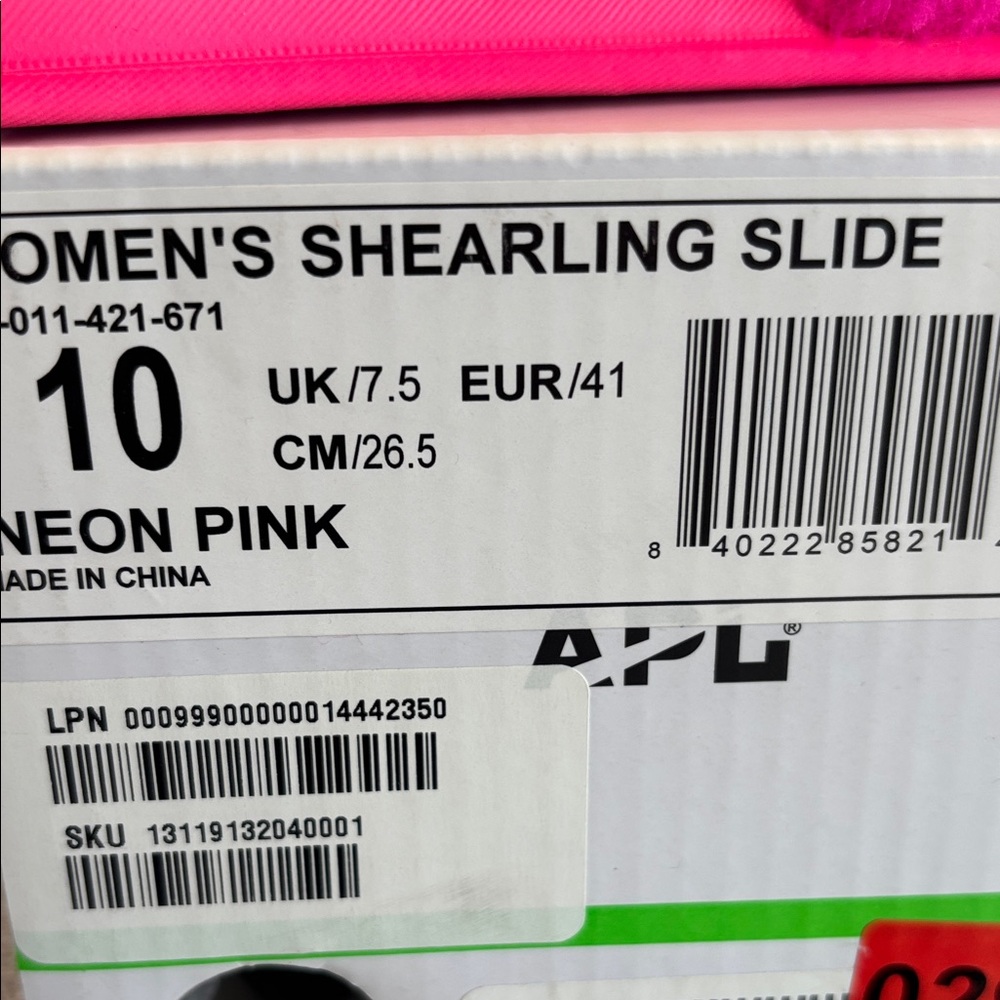 APL Women’s Shearling Slide - Neon Pink - Picture 2 of 3